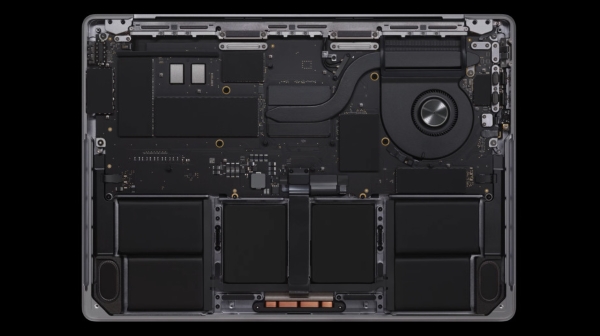 MacBook Pro M3 trang bị quạt tản nhiệt làm mát